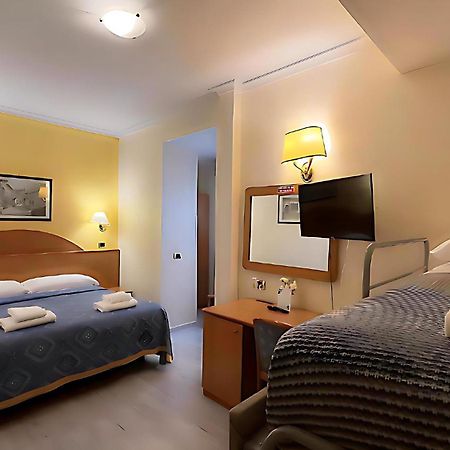 Baltik Guesthouse Рим Экстерьер фото